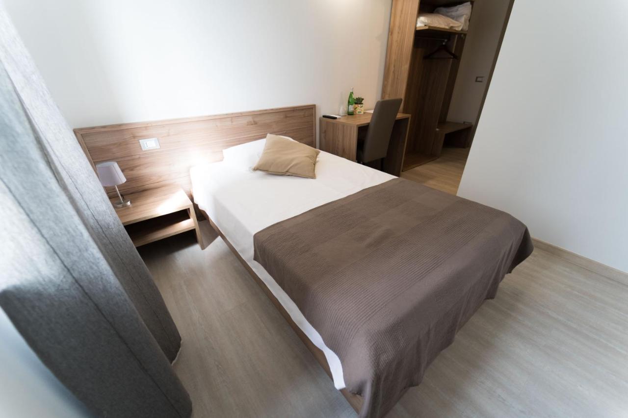 Fabbrico Claudio Rooms מראה חיצוני תמונה